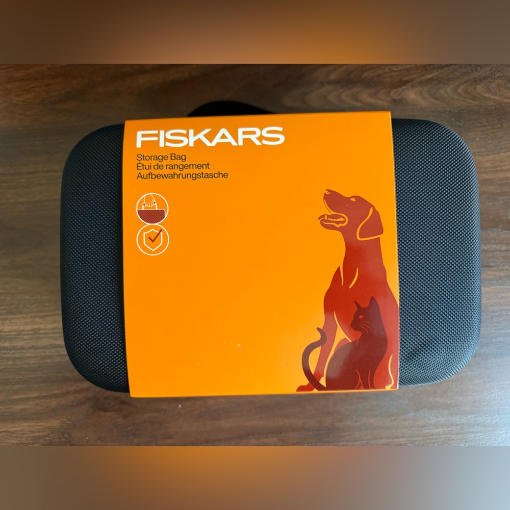 New Fiskars Pet Grooming Tool Storage Bag, Organize Brushes, Clippers, Scissors